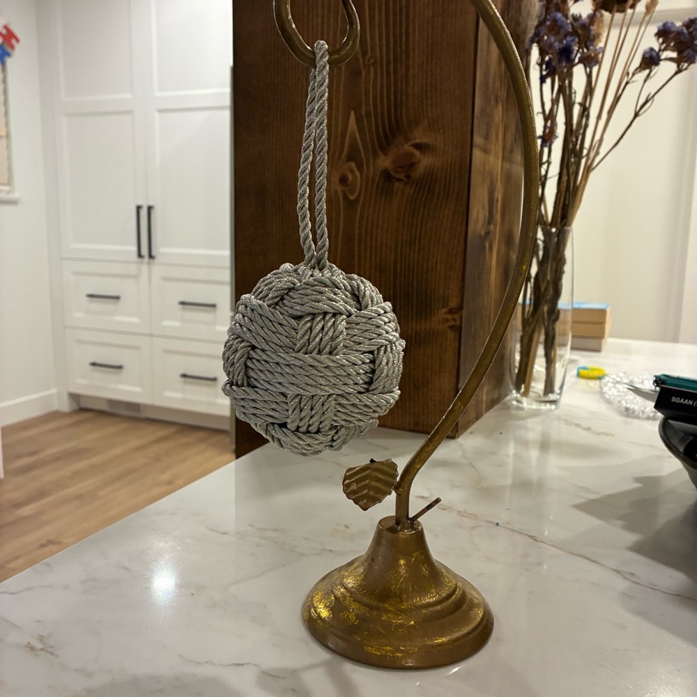 Silver Decorative Rope Knot Ornament. EUC. Looks new! Perfect for your tree